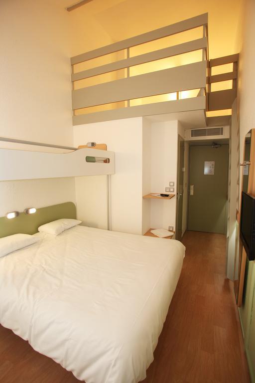 ホテル Ibis Budget Nantes Sainte Luce 部屋 写真