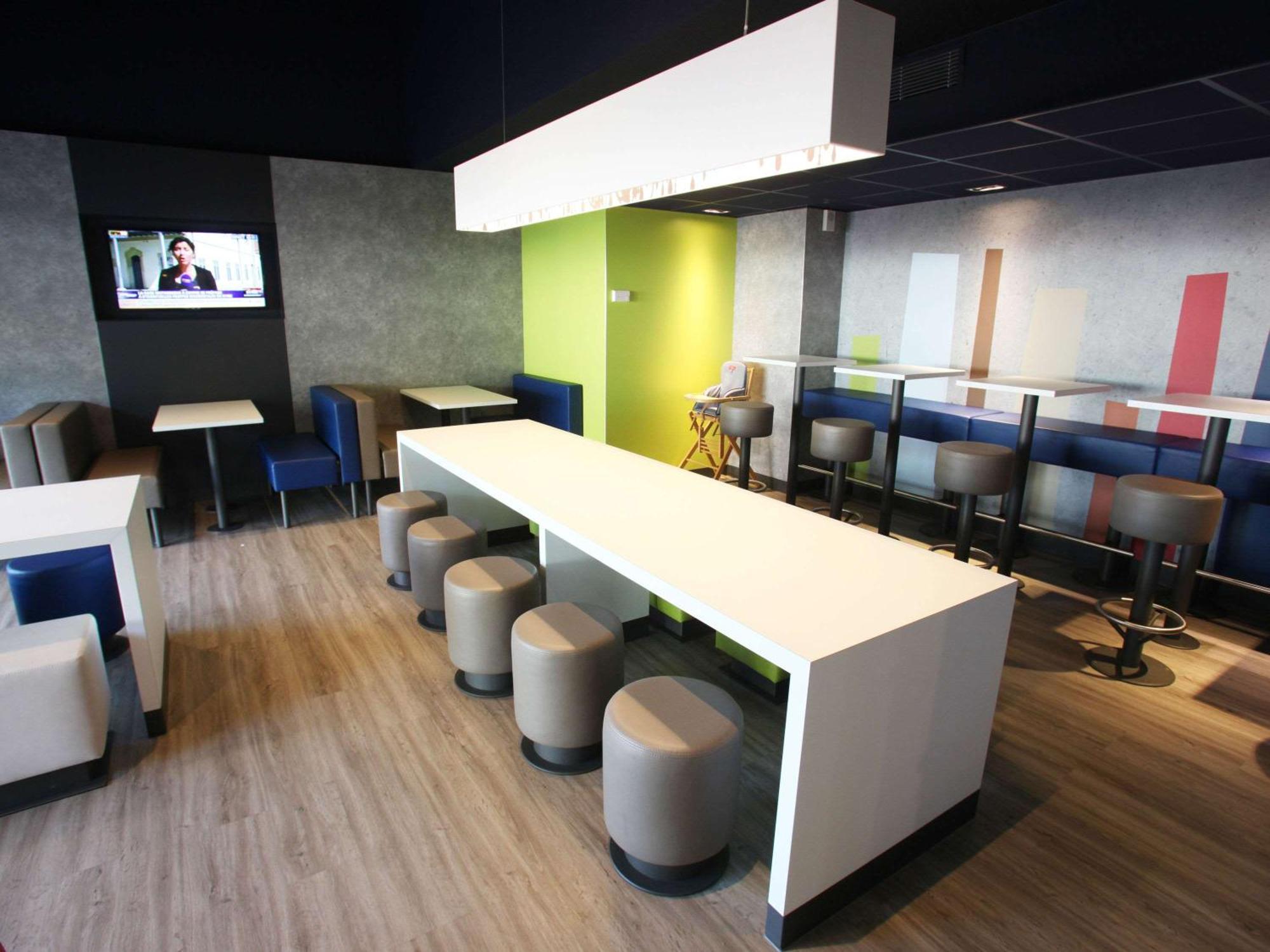 Ibis Budget Nantes Sainte Luce - Hotel Renove エクステリア 写真
