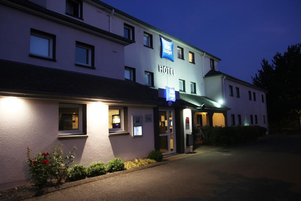 ホテル Ibis Budget Nantes Sainte Luce エクステリア 写真