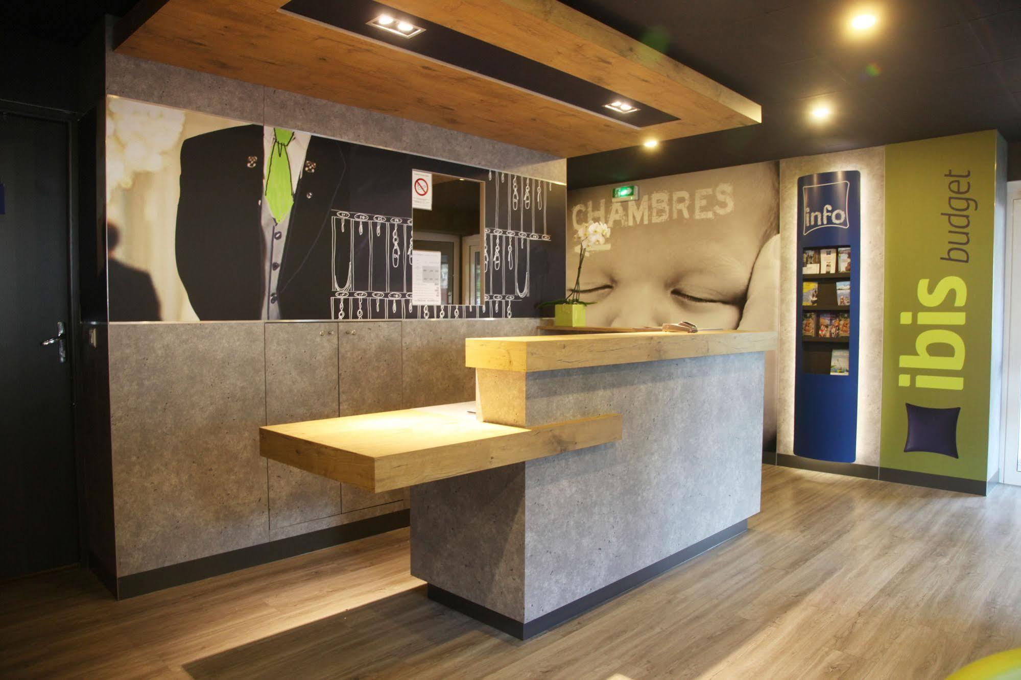 ホテル Ibis Budget Nantes Sainte Luce エクステリア 写真